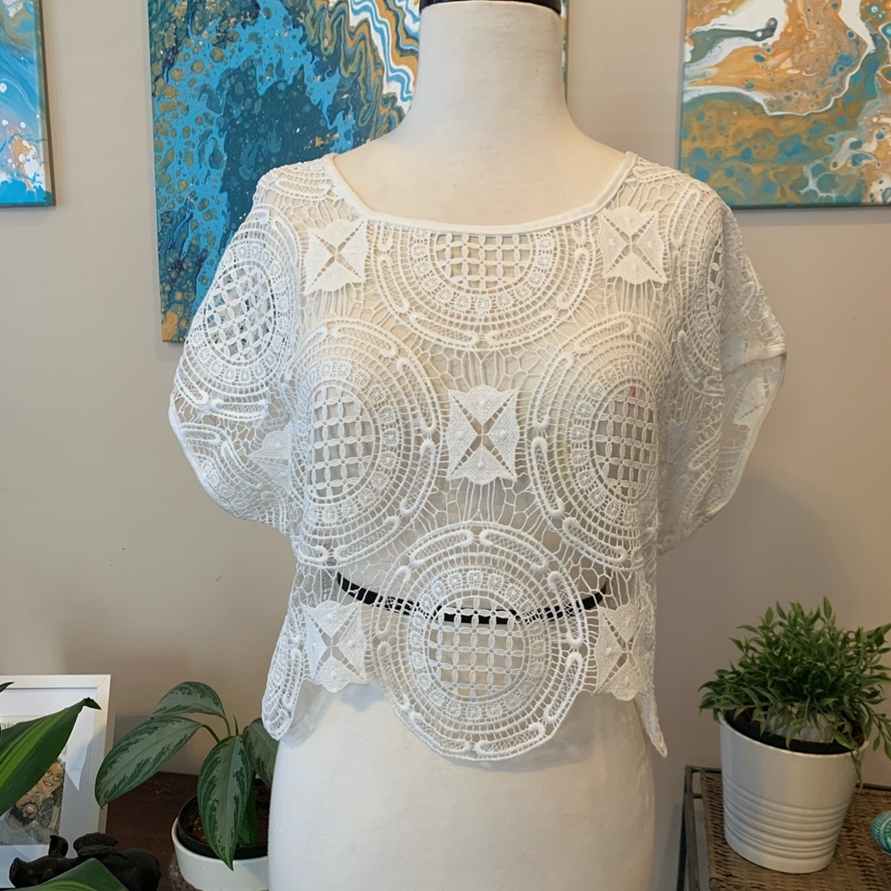 White Crochet Shell/Crop Top